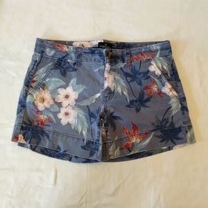 AE Printed Midi Shorts